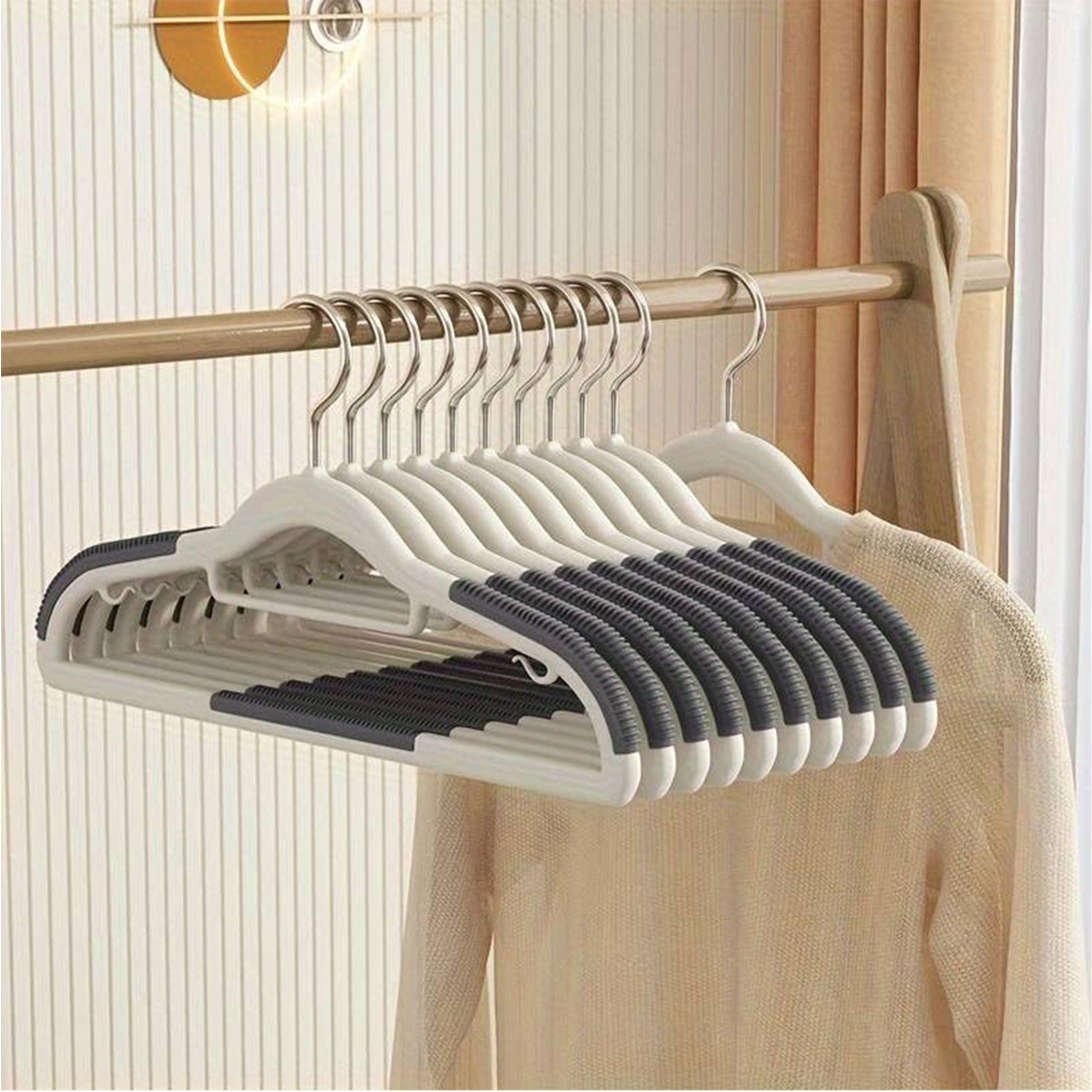 "10-Piece Non-Slip Clothes Hanger Set – No-Trace Storage Solution"