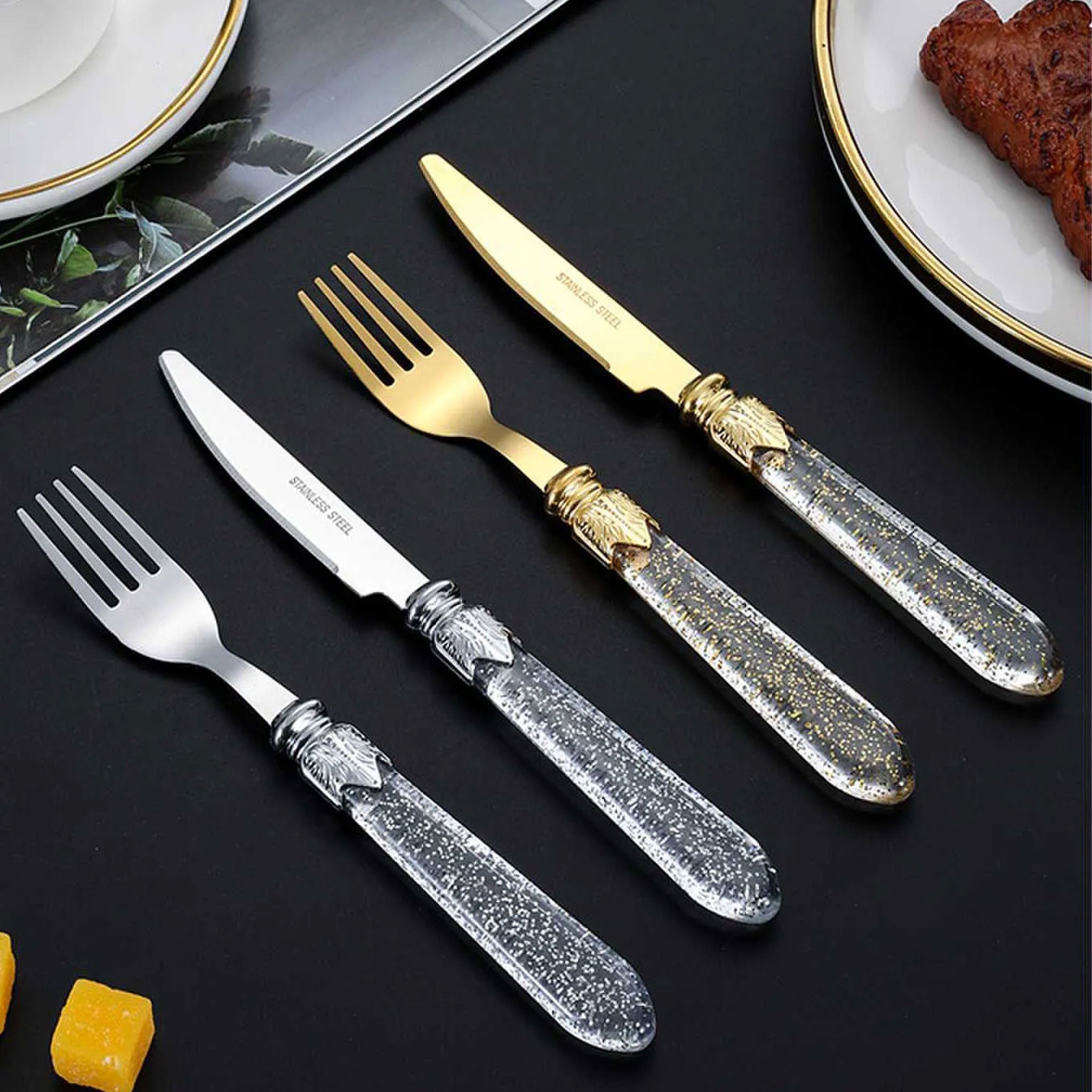 12-Piece Silver & Gold Cutlery Gift Set – Knives, Forks & Spoons