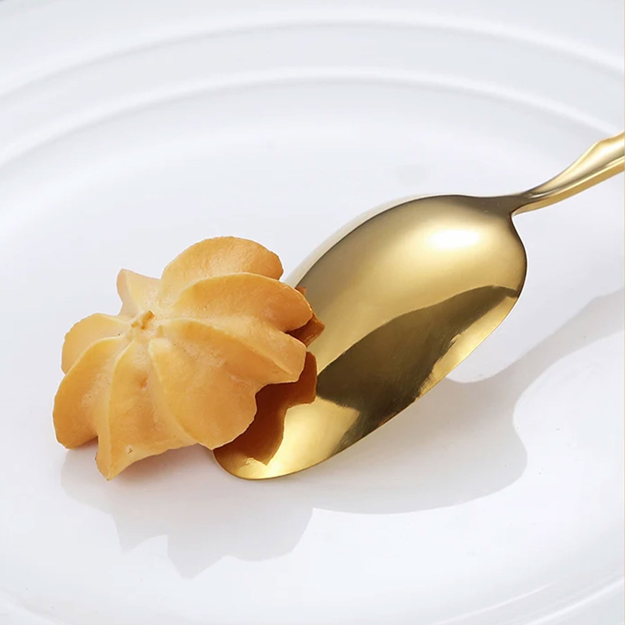30-Piece Glossy Gold Stainless Steel Dinnerware Set – Knives, Forks & Spoons