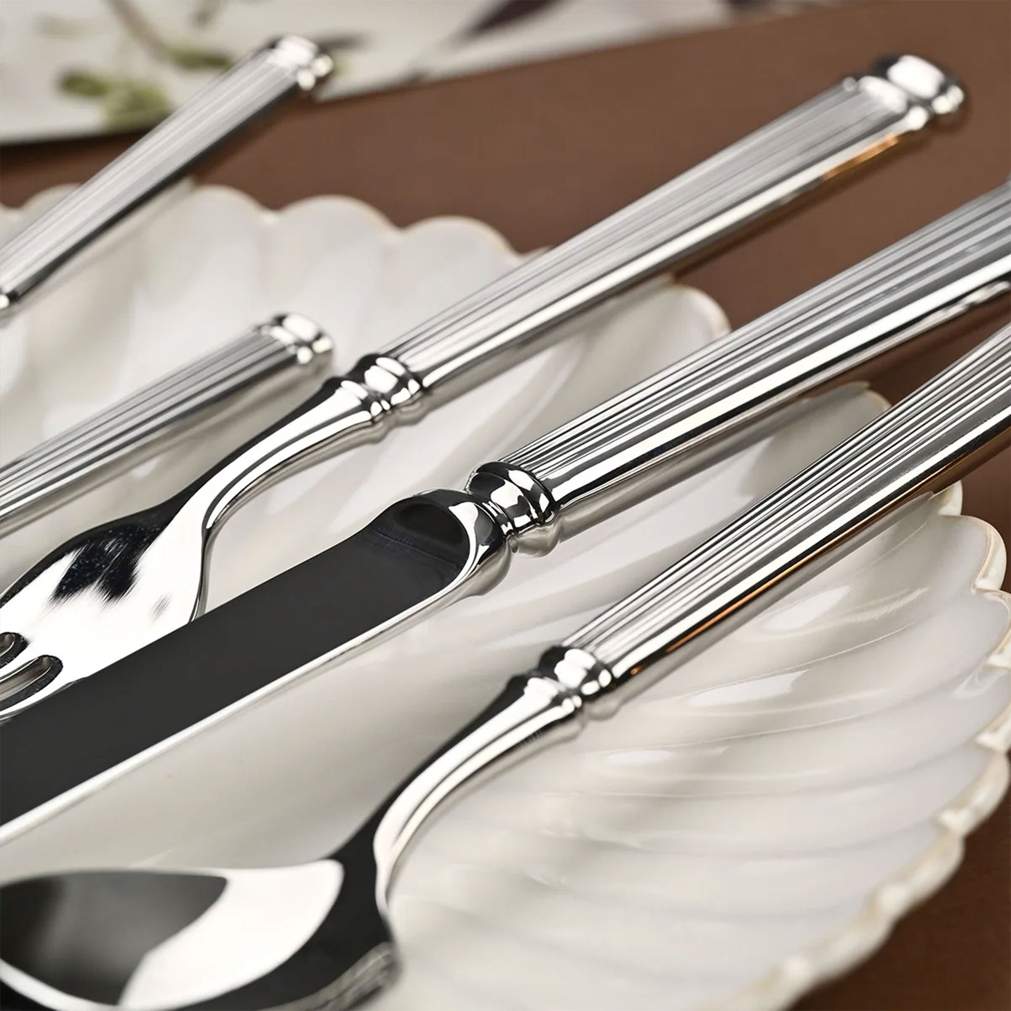 304 Stainless Steel Roman Column Flatware Set