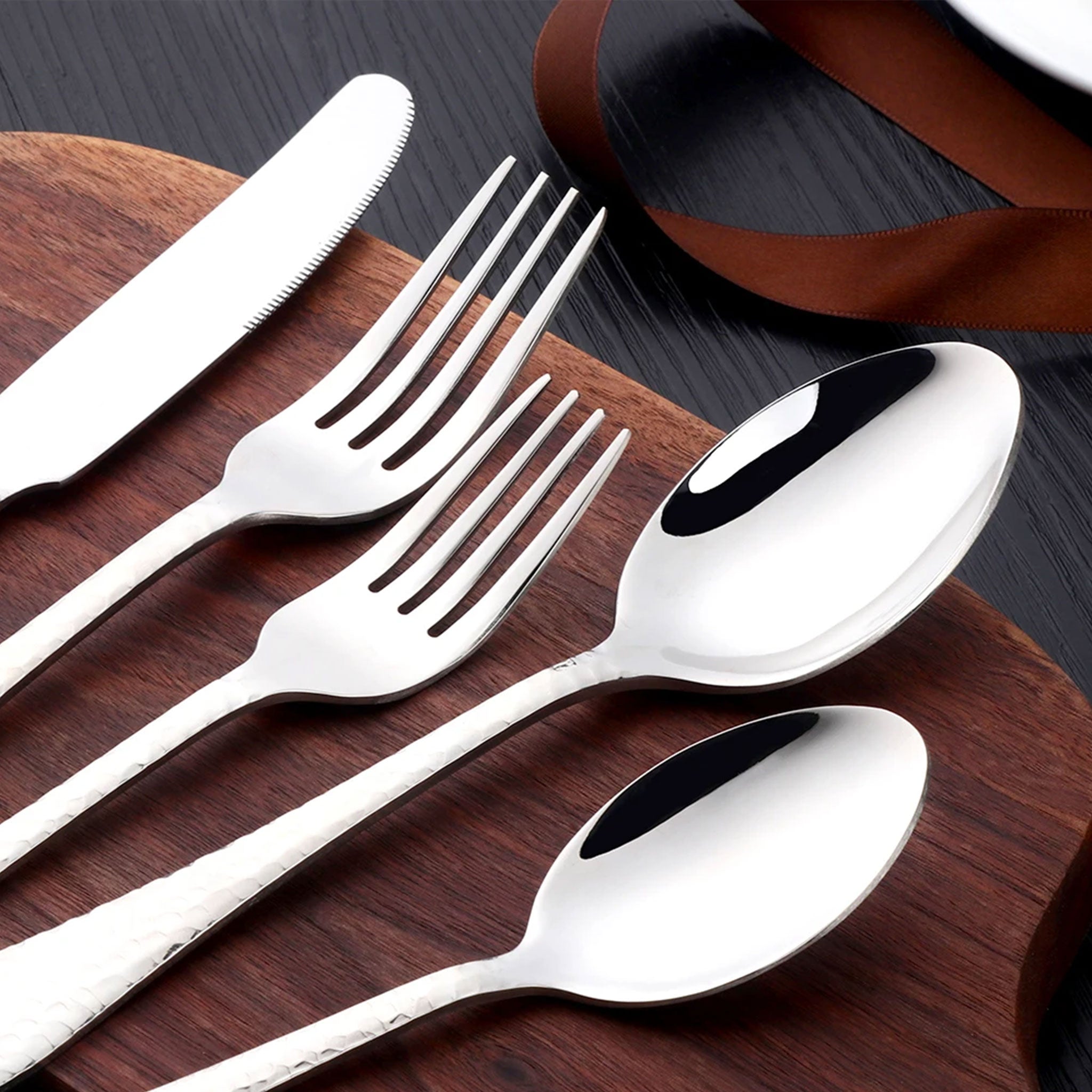 5-Piece Stainless Steel Hammered Cutlery Set – Fork, Knife & Spoon