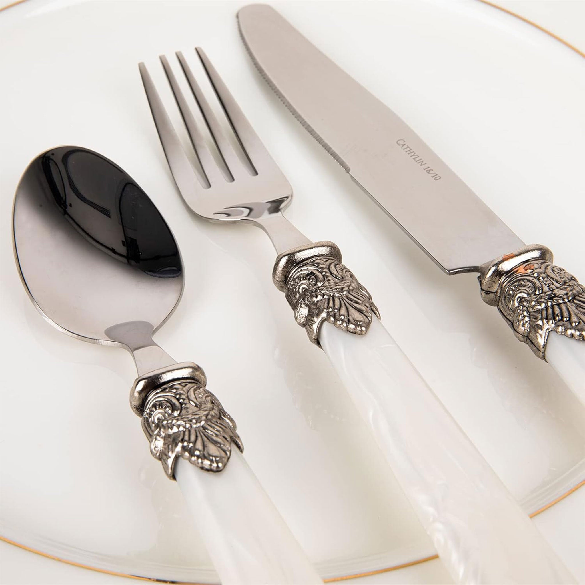 5-Piece White Stainless Steel Flatware Set – Knife, Fork & Spoons