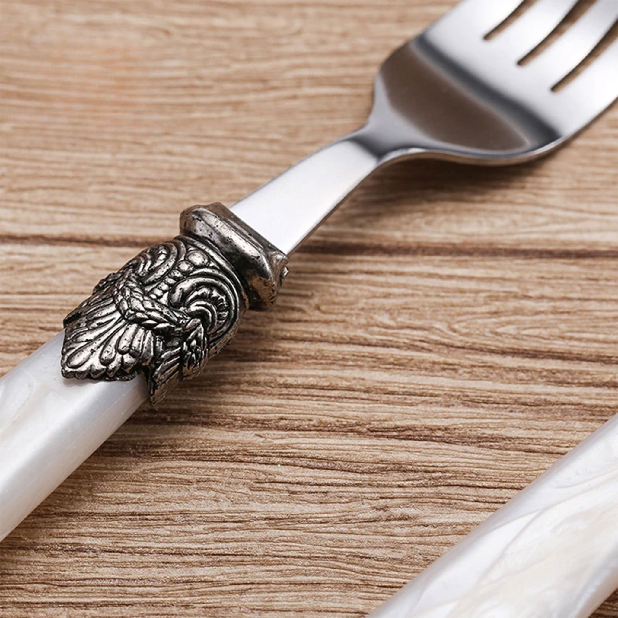 5-Piece White Stainless Steel Flatware Set – Knife, Fork & Spoons