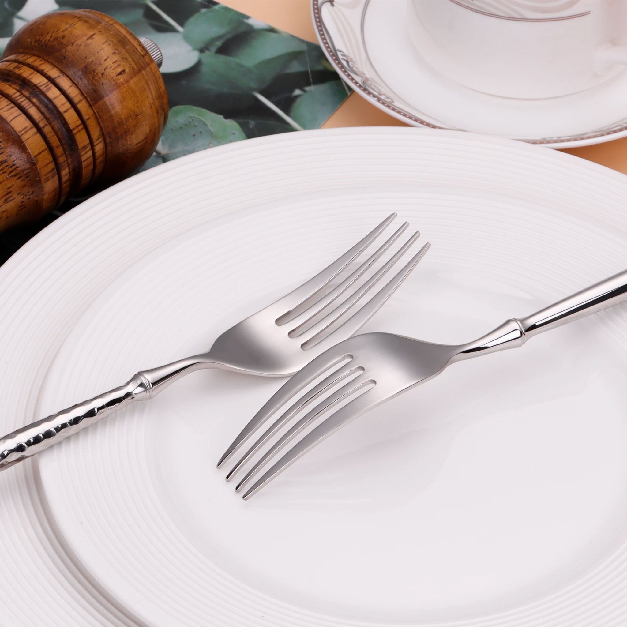 Gold & Silver Stainless Steel Cutlery Set – 16/20/24pcs Hammered Handle