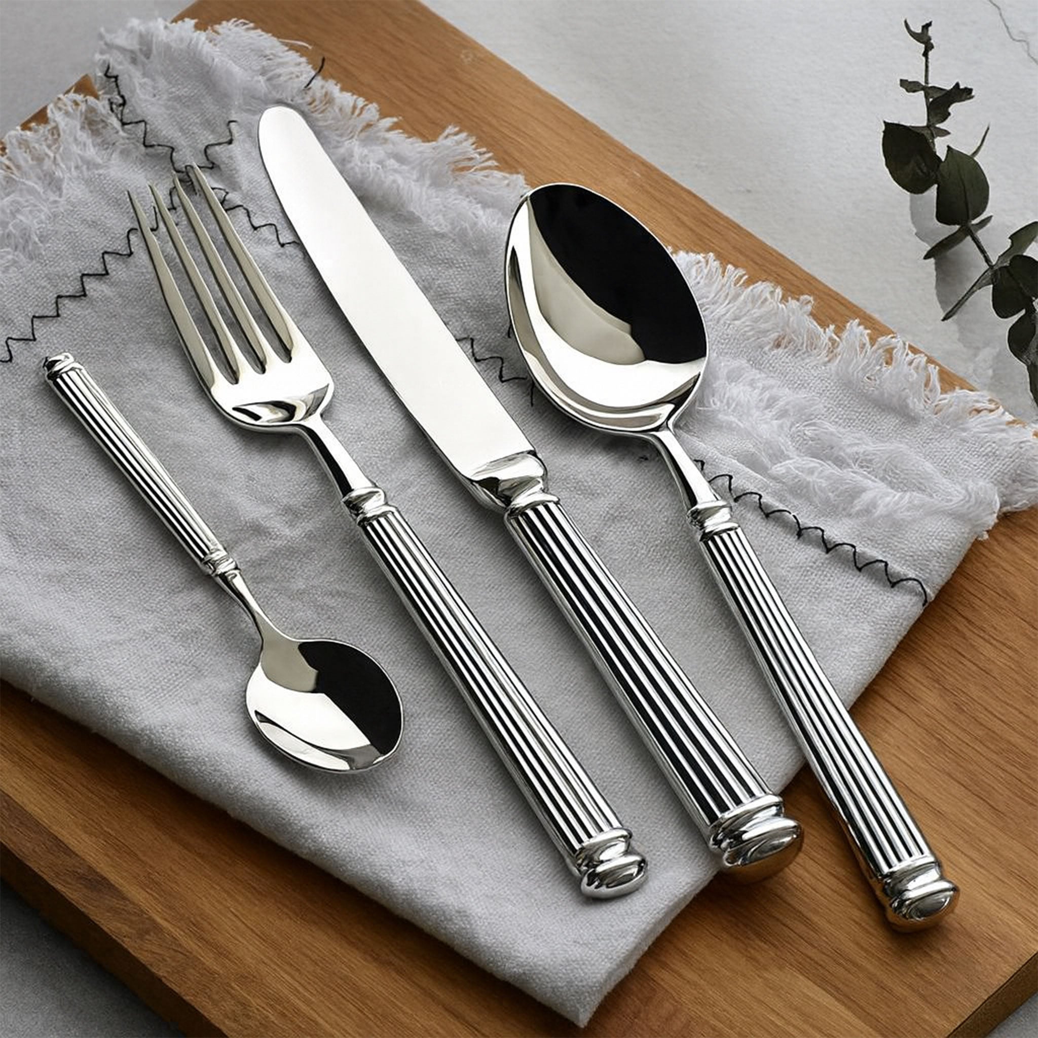 Luxury 18/10 Stainless Steel Roman Column Cutlery Set