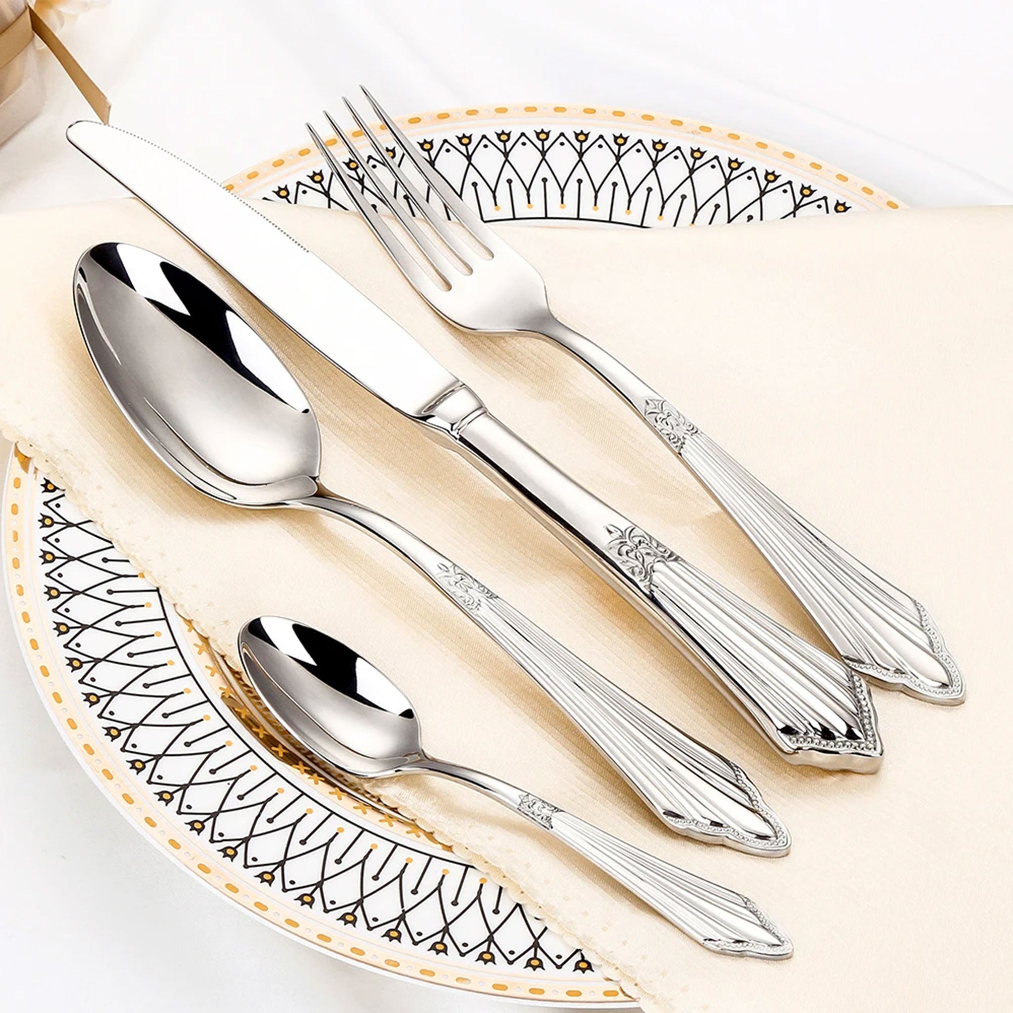 Luxury Gold Plated Flatware Set – 4 to 28pcs Hollow Handle Cutlery