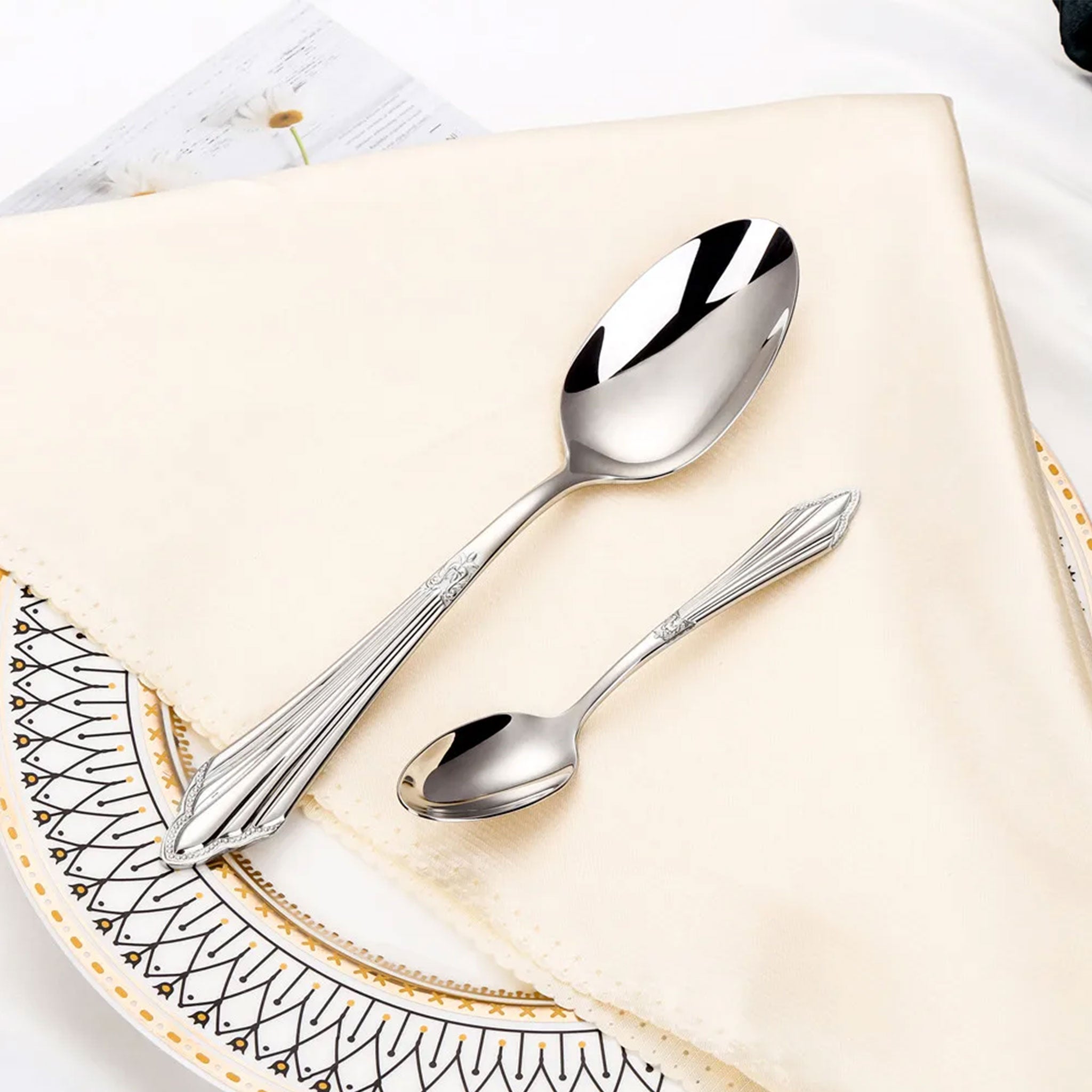 Luxury Gold Plated Flatware Set – 4 to 28pcs Hollow Handle Cutlery