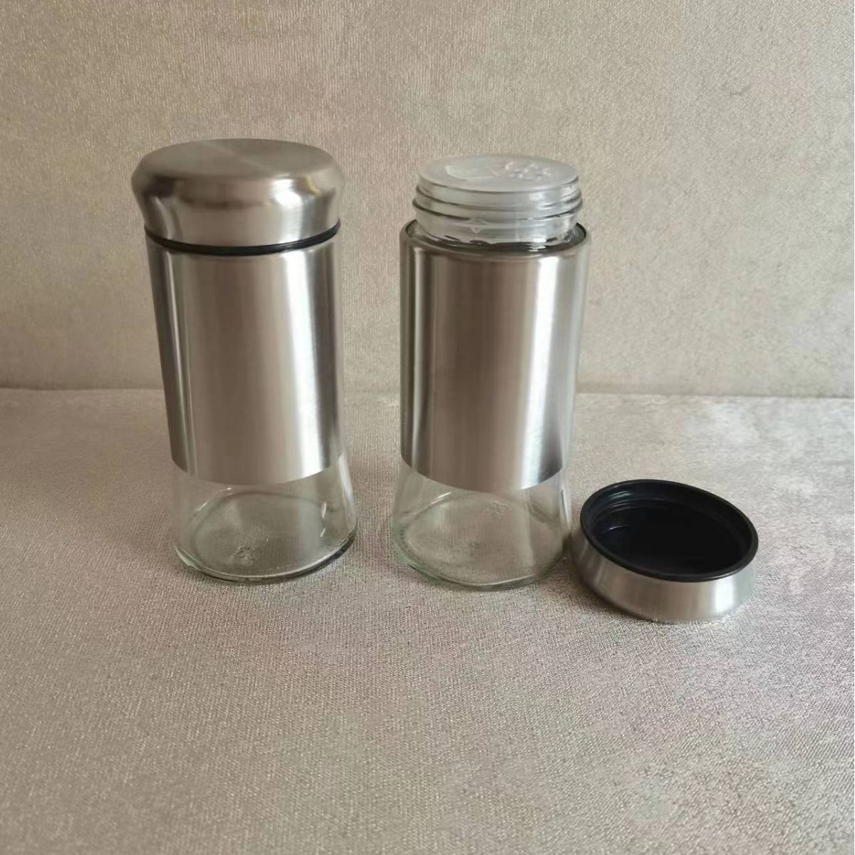 Factory Processing Kitchen Seasoning Bottle Stainless Steel Sprinkler Bottle Seasoning Jar Storage Jar Pepper Bottle Ready For Sale