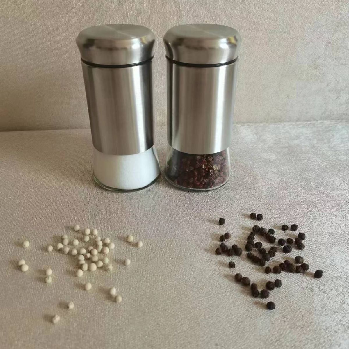 Factory Processing Kitchen Seasoning Bottle Stainless Steel Sprinkler Bottle Seasoning Jar Storage Jar Pepper Bottle Ready For Sale