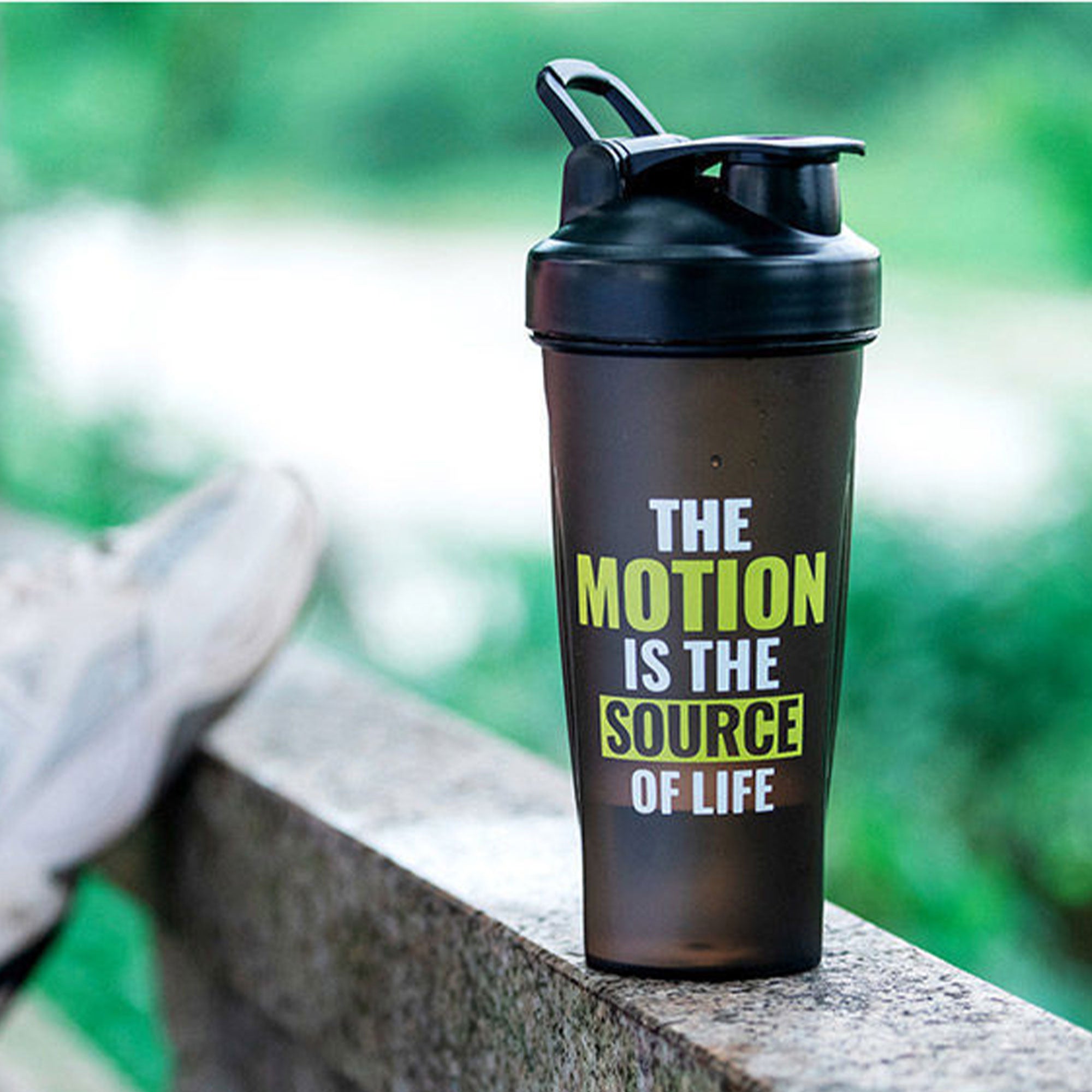 Portable Fitness Shaker Bottle