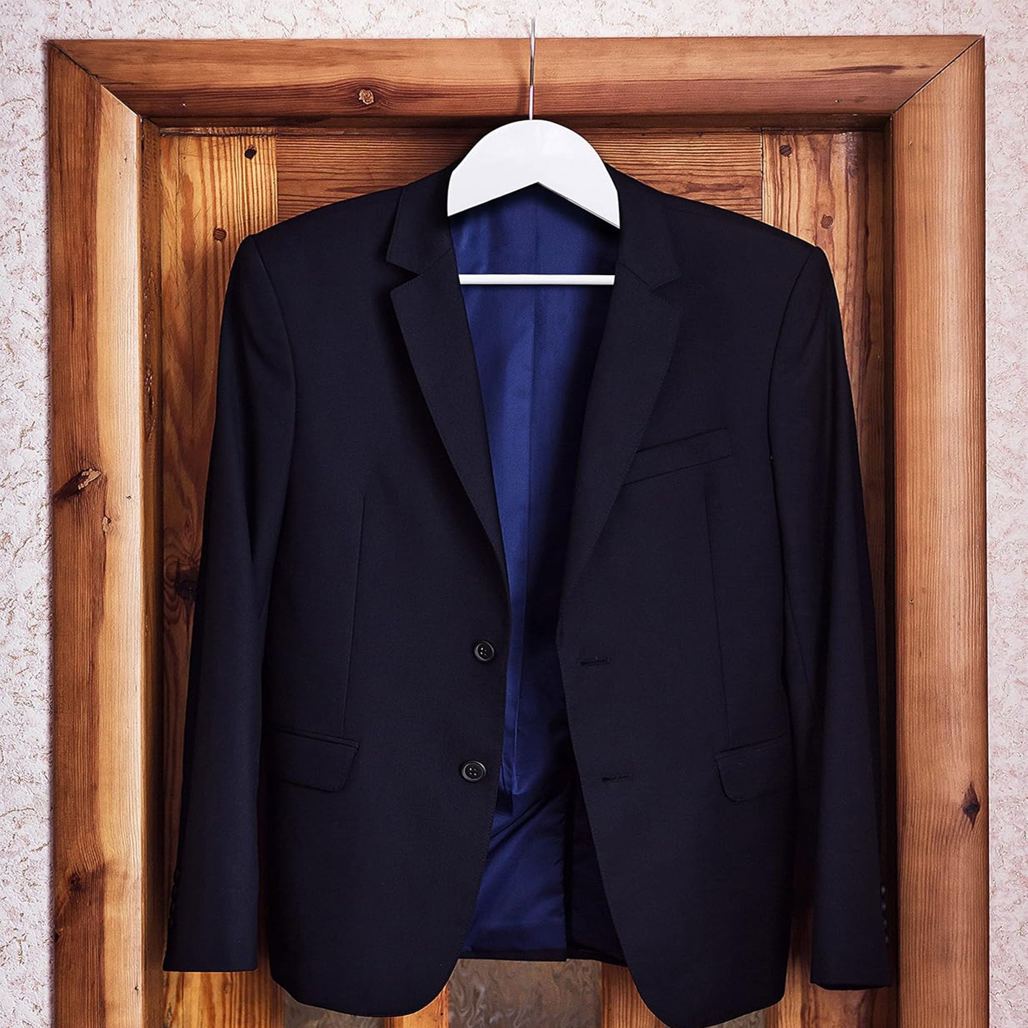 High-Quality Wooden Hangers for Jackets & Camisoles