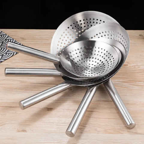 Stainless Steel Long Handle Colander Kitchen Tools Creative Scoop Strainer Large Oil Flour Noodle Dumplings Sieve Skimmer Mesh