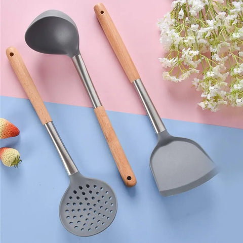 Food Grade Salad Mixing Scraper Wooden Handle Kitchenware Duck Tongue Shovel Kitchen Utensils Silicone Frying Shovel Non Stick