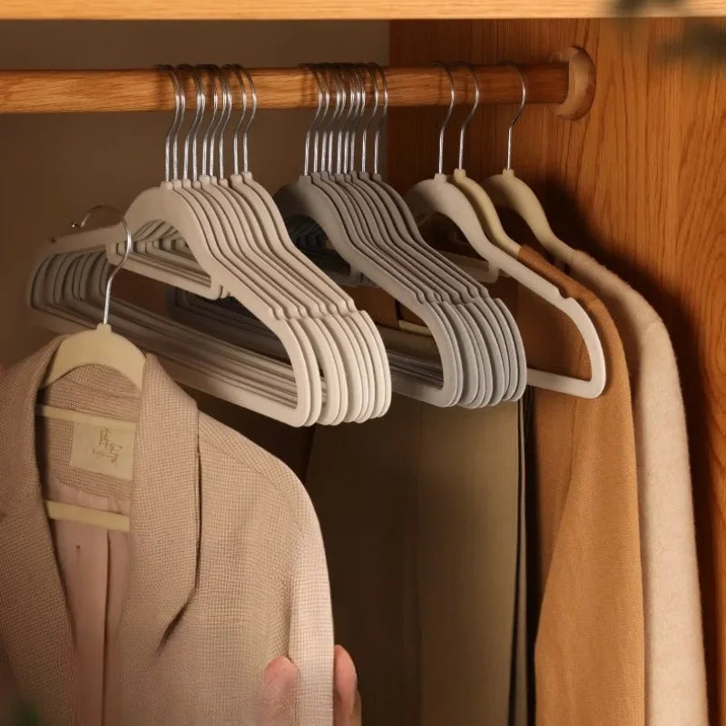 10pcs High-end Velvet Anti Slip Hangers To Save Space Wardrobe Organizer for Organizing Special Hanging Clothes for Household
