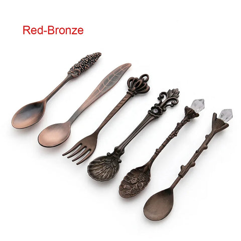 6pcs Vintage Spoons Fork Mini Royal Style Metal Gold Carved Coffee Snacks Fruit Prikkers Dessert Fork Kitchen Tool Teaspoon 1set