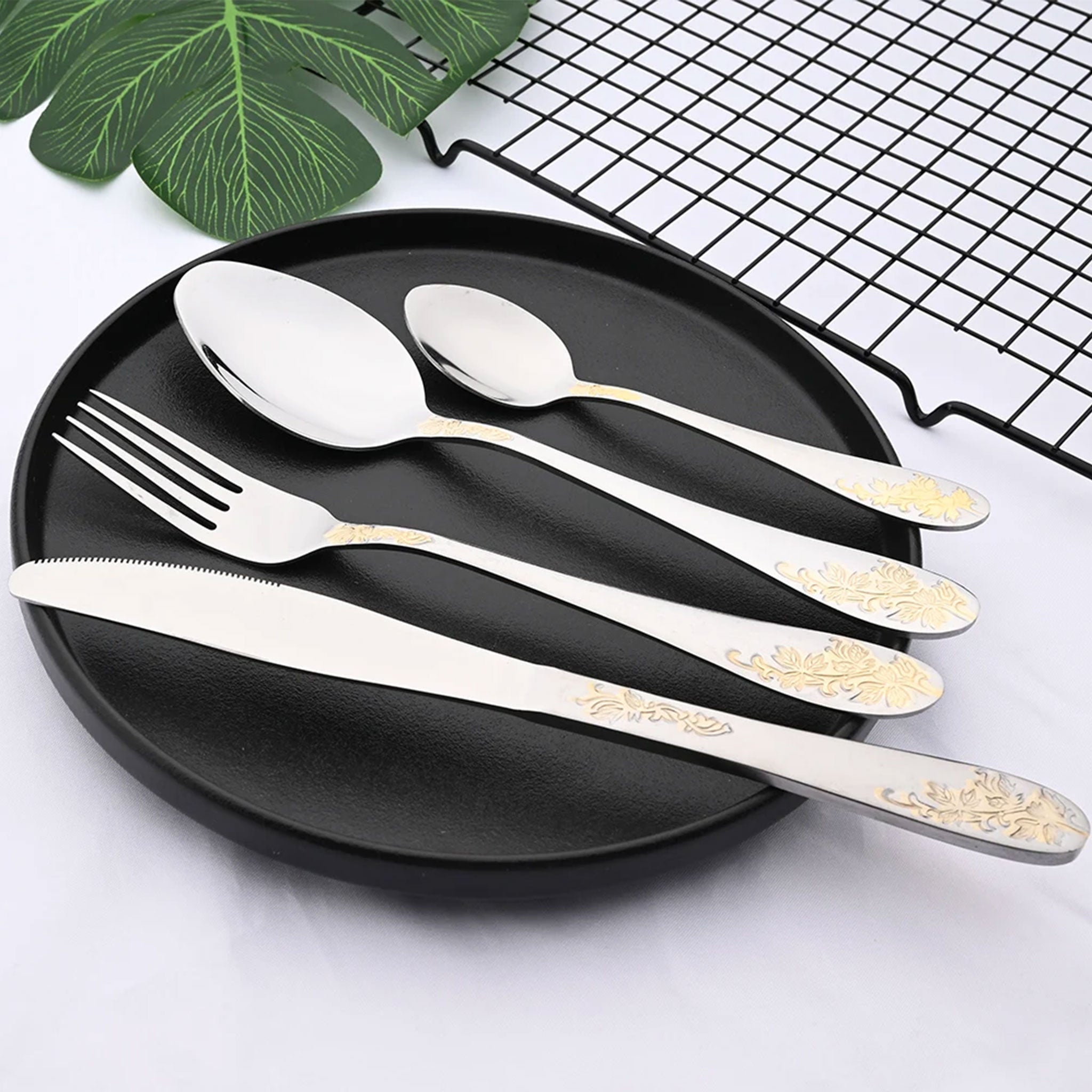 Vintage Gold Flatware Cutlery Set – 8/32pcs Engraved Dinnerware